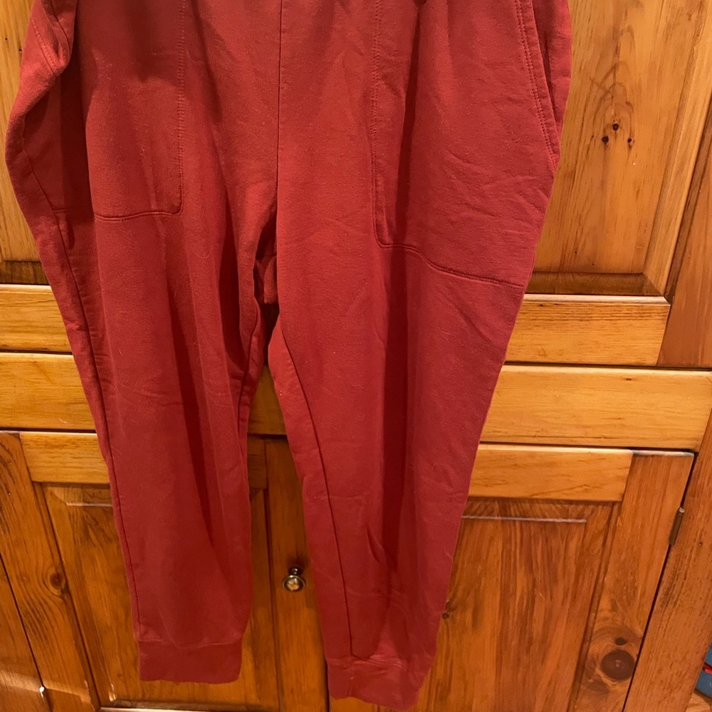 Women’s red warm sweats with pockets